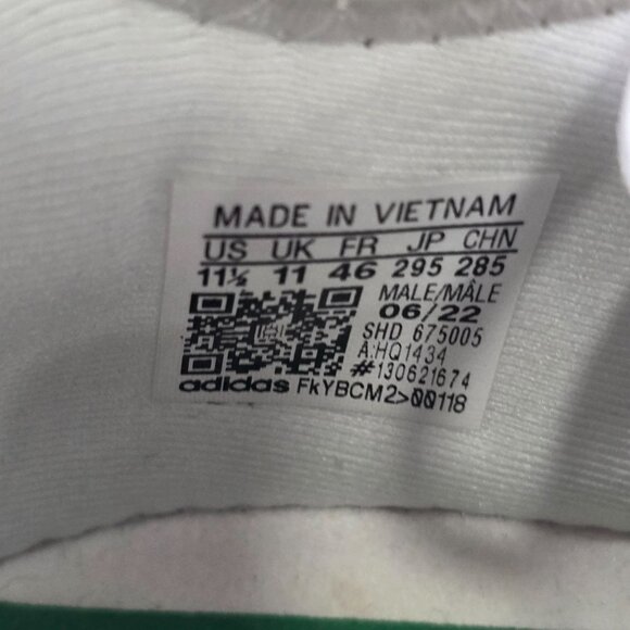 Mens Adidas NMD_R1 White Green Red Sneakers Comfortable Lightweight Size 11.5 - Picture 2 of 7